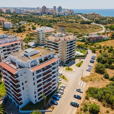 Apartment T1 Encosta Do Vau, Vista Mar! Perto Da Praia! *